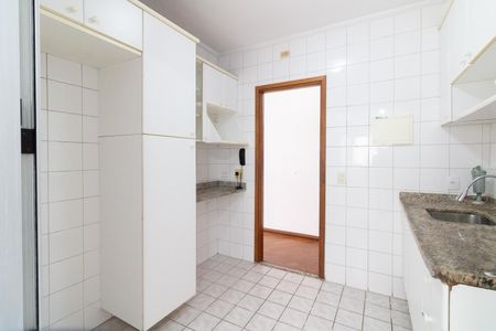 Apartamento à venda com 80m², 3 quartos e 2 vagasCozinha