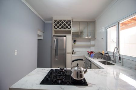 Casa de condomínio para alugar com 75m², 2 quartos e 1 vagaCozinha 