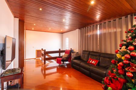 Casa à venda com 192m², 3 quartos e 2 vagasSala de tv