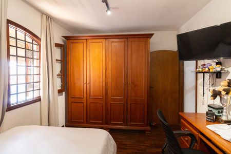 Casa à venda com 192m², 3 quartos e 2 vagasQuarto 2