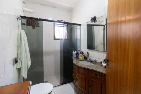 Casa à venda com 192m², 3 quartos e 2 vagasBanheiro da Suíte