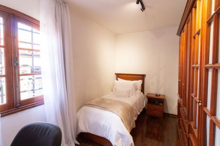 Casa à venda com 192m², 3 quartos e 2 vagasQuarto 1