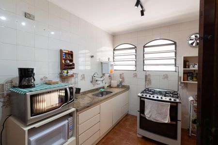 Casa à venda com 192m², 3 quartos e 2 vagasCozinha