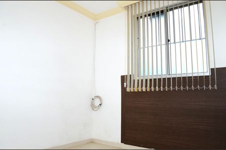 Quarto 2 de apartamento para alugar com 2 quartos, 42m² em Jardim Vitoria, Belo Horizonte