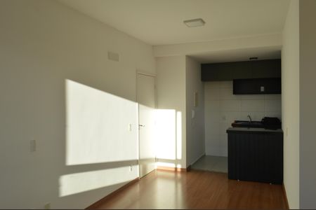 Sala de apartamento para alugar com 2 quartos, 57m² em Quintino Facci Ii, Ribeirão Preto