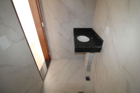 Apartamento à venda com 34m², 1 quarto e sem vagaBanheiro