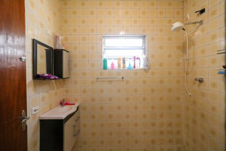 Casa à venda com 180m², 3 quartos e 4 vagas Casa à venda com 180m², 3 quartos e 4 vagasBanheiro 2