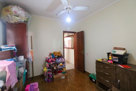 Casa à venda com 180m², 3 quartos e 4 vagas Casa à venda com 180m², 3 quartos e 4 vagasQuarto 3