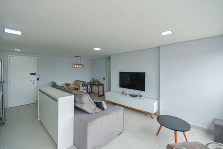 Apartamento à venda com 59m², 2 quartos e 2 vagasSala/Cozinha