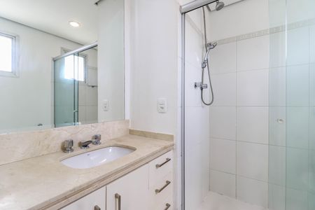 Apartamento para alugar com 55m², 1 quarto e 1 vaga Apartamento para alugar com 55m², 1 quarto e 1 vagaBanheiro da Suíte