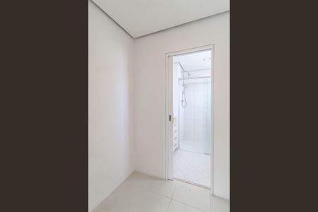 Apartamento para alugar com 55m², 1 quarto e 1 vaga Apartamento para alugar com 55m², 1 quarto e 1 vagaCloset da Suíte