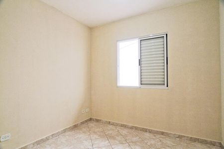 Casa de Condomínio para alugar com 2 quartos, 65m² em Jardim Santo Elias, São Paulo