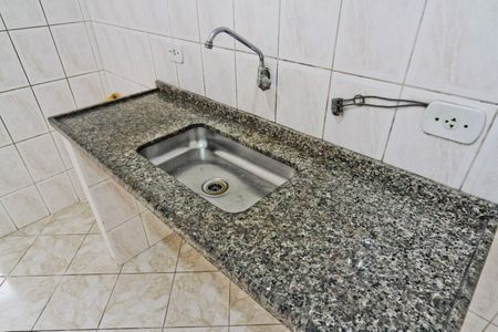 Casa de condomínio para alugar com 65m², 2 quartos e 1 vaga