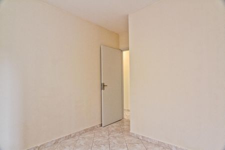 Casa de Condomínio para alugar com 2 quartos, 65m² em Jardim Santo Elias, São Paulo