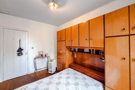 Casa à venda com 120m², 3 quartos e 2 vagasQuarto 3