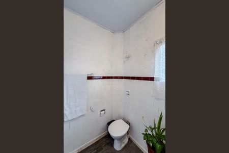 Casa à venda com 120m², 3 quartos e 2 vagasBanheiro