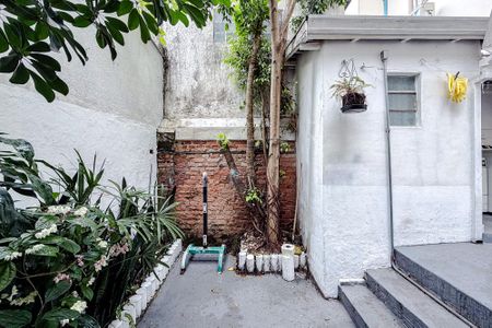 Casa à venda com 120m², 3 quartos e 2 vagasÁrea de Serviço