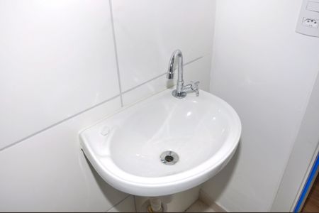 Apartamento para alugar com 35m², 2 quartos e sem vagaDetalhe - Banheiro Social e Suíte Americano