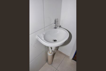 Apartamento para alugar com 35m², 2 quartos e sem vagaDetalhe - Banheiro Social e Suíte Americano