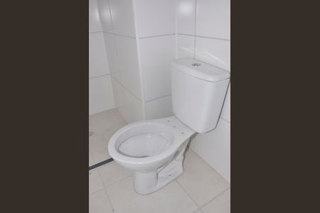 Apartamento para alugar com 35m², 2 quartos e sem vagaDetalhe - Banheiro Social e Suíte Americano