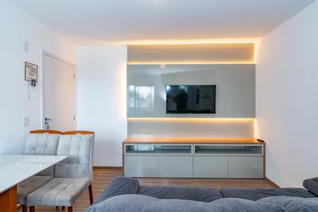 Sala de apartamento para alugar com 2 quartos, 57m² em Alto Caiçaras, Belo Horizonte