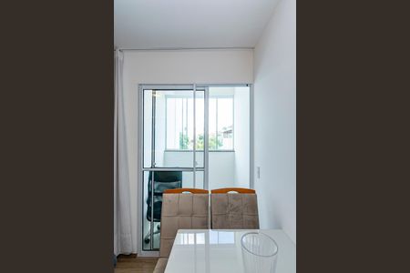 Varanda da Sala de apartamento para alugar com 2 quartos, 57m² em Alto Caiçaras, Belo Horizonte