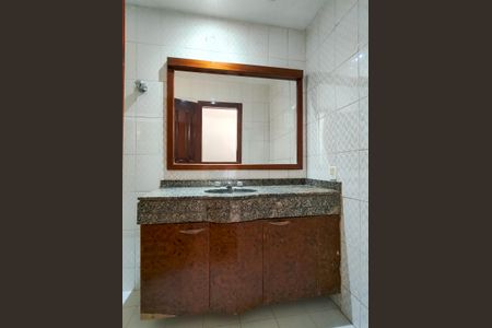 Casa para alugar com 210m², 3 quartos e 1 vaga