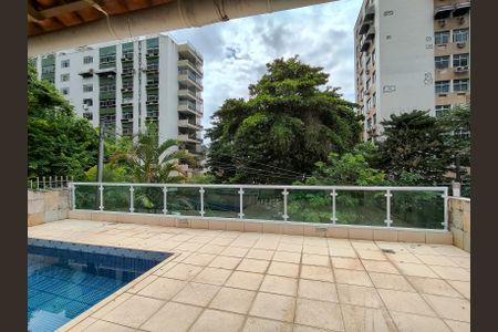 Casa para alugar com 210m², 3 quartos e 1 vaga