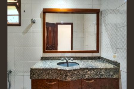 Casa para alugar com 210m², 3 quartos e 1 vaga