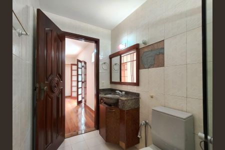 Casa para alugar com 210m², 3 quartos e 1 vaga