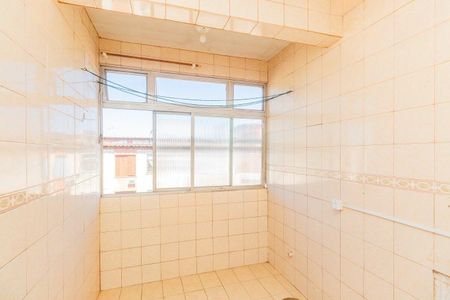 Cozinha  de kitnet/studio para alugar com 1 quarto, 70m² em Rubem Berta, Porto Alegre