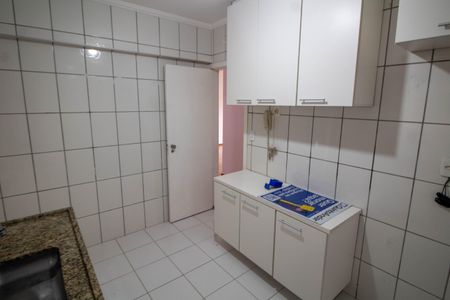Apartamento para alugar com 120m², 3 quartos e 2 vagas Apartamento para alugar com 120m², 3 quartos e 2 vagasCOZINHA