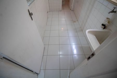 Apartamento para alugar com 120m², 3 quartos e 2 vagas Apartamento para alugar com 120m², 3 quartos e 2 vagasÁREA DE SERVIÇO