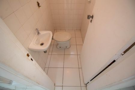 Apartamento para alugar com 120m², 3 quartos e 2 vagas Apartamento para alugar com 120m², 3 quartos e 2 vagasBANHEIRO DA ÁREA DE SERVIÇO