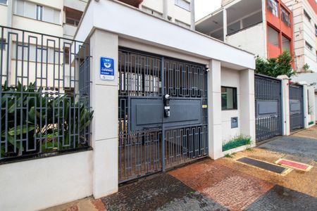 Apartamento para alugar com 120m², 3 quartos e 2 vagas Apartamento para alugar com 120m², 3 quartos e 2 vagasFACHADA