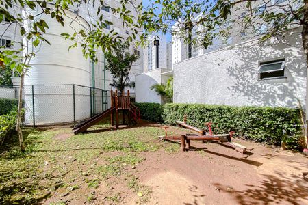 Apartamento à venda com 42m², 2 quartos e sem vagaÁrea comum - Playground