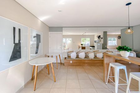 Apartamento à venda com 42m², 2 quartos e sem vagaÁrea comum - Salão de festas