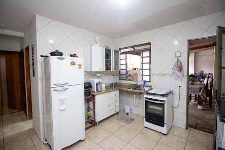 Casa à venda com 110m², 3 quartos e 3 vagas Casa à venda com 110m², 3 quartos e 3 vagasCozinha