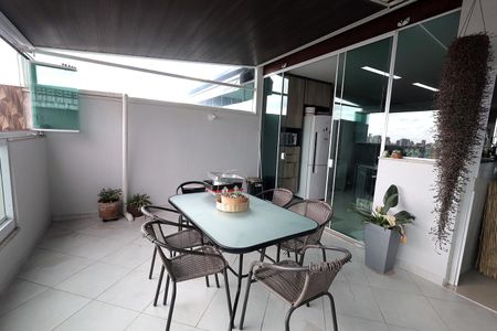 Apartamento à venda com 104m², 3 quartos e 2 vagasCobertura