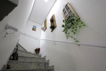 Apartamento à venda com 104m², 3 quartos e 2 vagasEscada