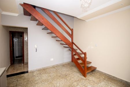 Casa para alugar com 150m², 3 quartos e 1 vagaSala