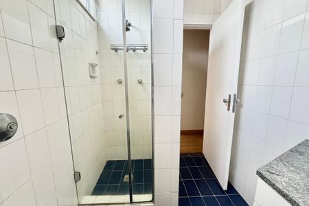 Apartamento à venda com 240m², 3 quartos e 2 vagasBANHEIRO SOCIAL
