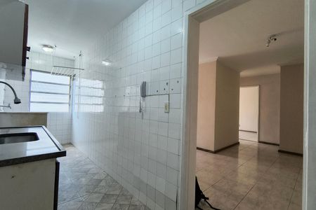 Apartamento para alugar com 60m², 2 quartos e 1 vaga Apartamento para alugar com 60m², 2 quartos e 1 vagaCozinha - Armários