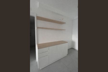 Cozinha de apartamento para alugar com 1 quarto, 39m² em Butantã, São Paulo