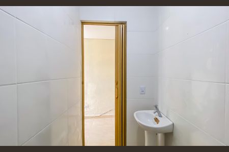 Casa para alugar com 28m², 1 quarto e sem vagaBanheiro