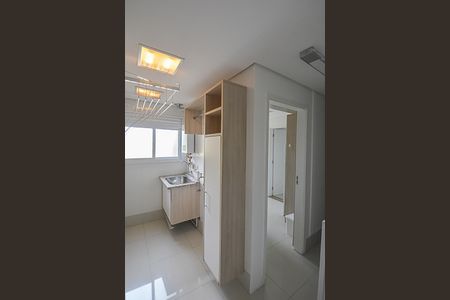 Apartamento para alugar com 130m², 3 quartos e 2 vagas Apartamento para alugar com 130m², 3 quartos e 2 vagasÁrea de Serviço