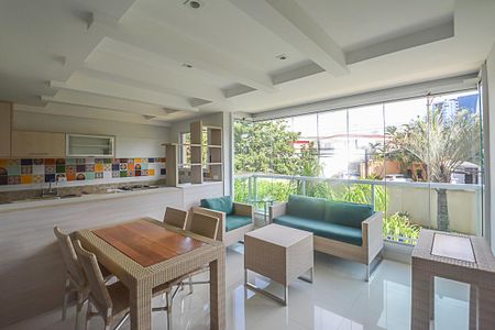Apartamento para alugar com 130m², 3 quartos e 2 vagas Apartamento para alugar com 130m², 3 quartos e 2 vagasVaranda gourmet