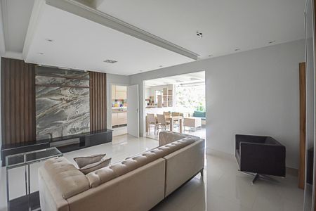 Apartamento para alugar com 130m², 3 quartos e 2 vagas Apartamento para alugar com 130m², 3 quartos e 2 vagasSala