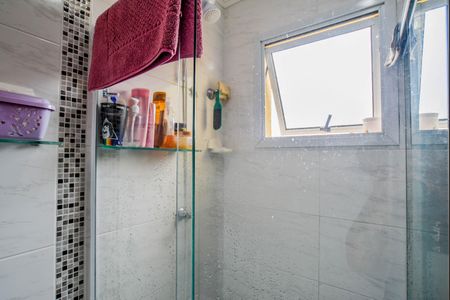 Apartamento à venda com 55m², 2 quartos e 1 vaga Apartamento à venda com 55m², 2 quartos e 1 vagaBanheiro