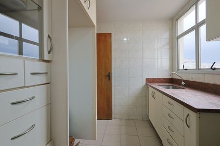 Apartamento à venda com 80m², 3 quartos e 1 vagaCozinha e Área de Serviço